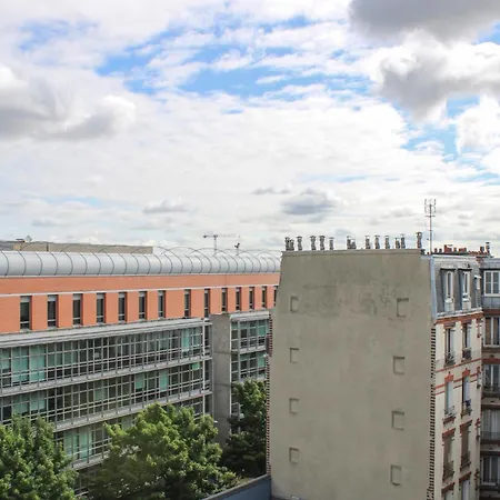 Cosy Fully-equipped Near Paris